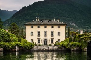 Vila mewah "House of Gucci" akan disewakan di Airbnb