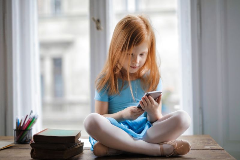 Cara maksimalkan kesejahteraan digital anak